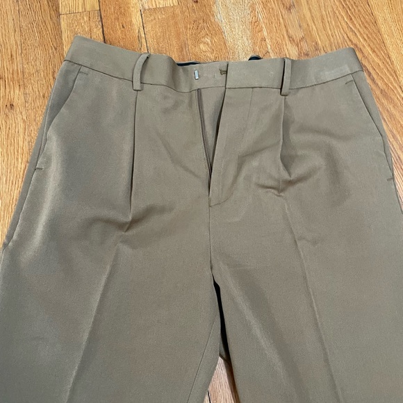 ASOS DESIGN tapered smart pants in ecru
32x32 dark brown color - Picture 4 of 8